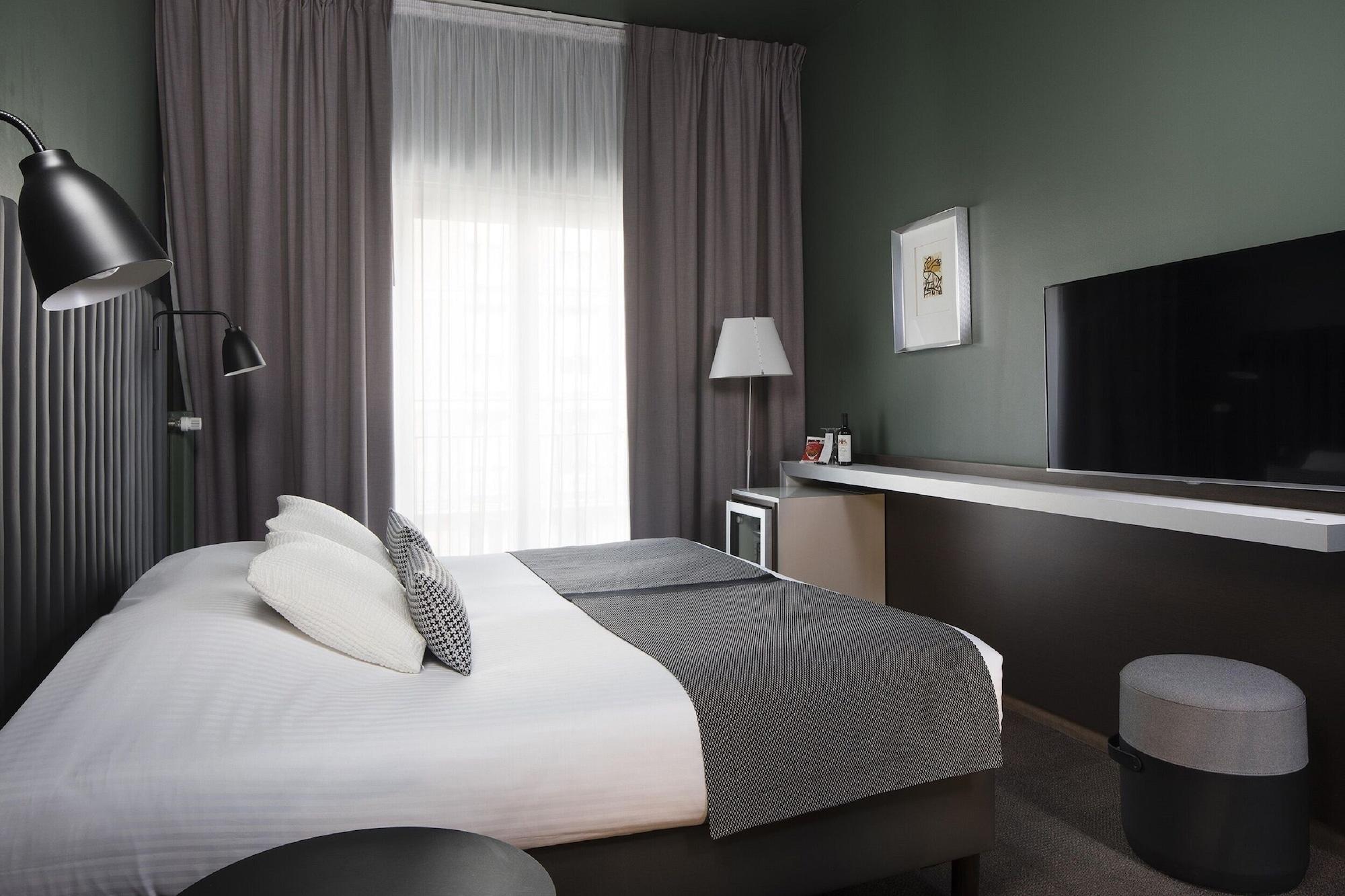 Hôtel Diana Dauphine - Room service disponible Strasburgo Esterno foto