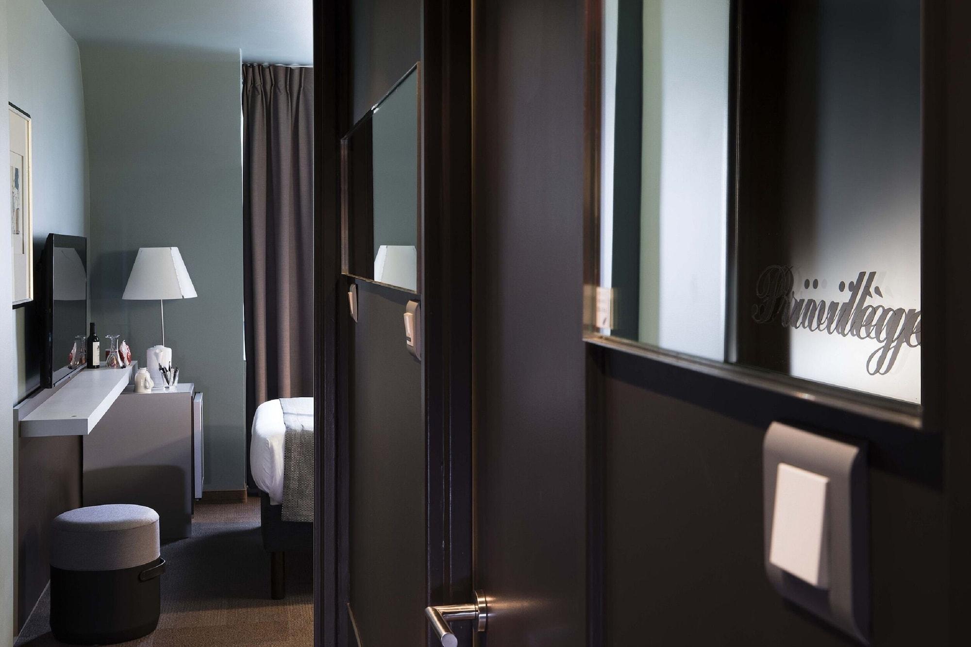 Hôtel Diana Dauphine - Room service disponible Strasburgo Esterno foto