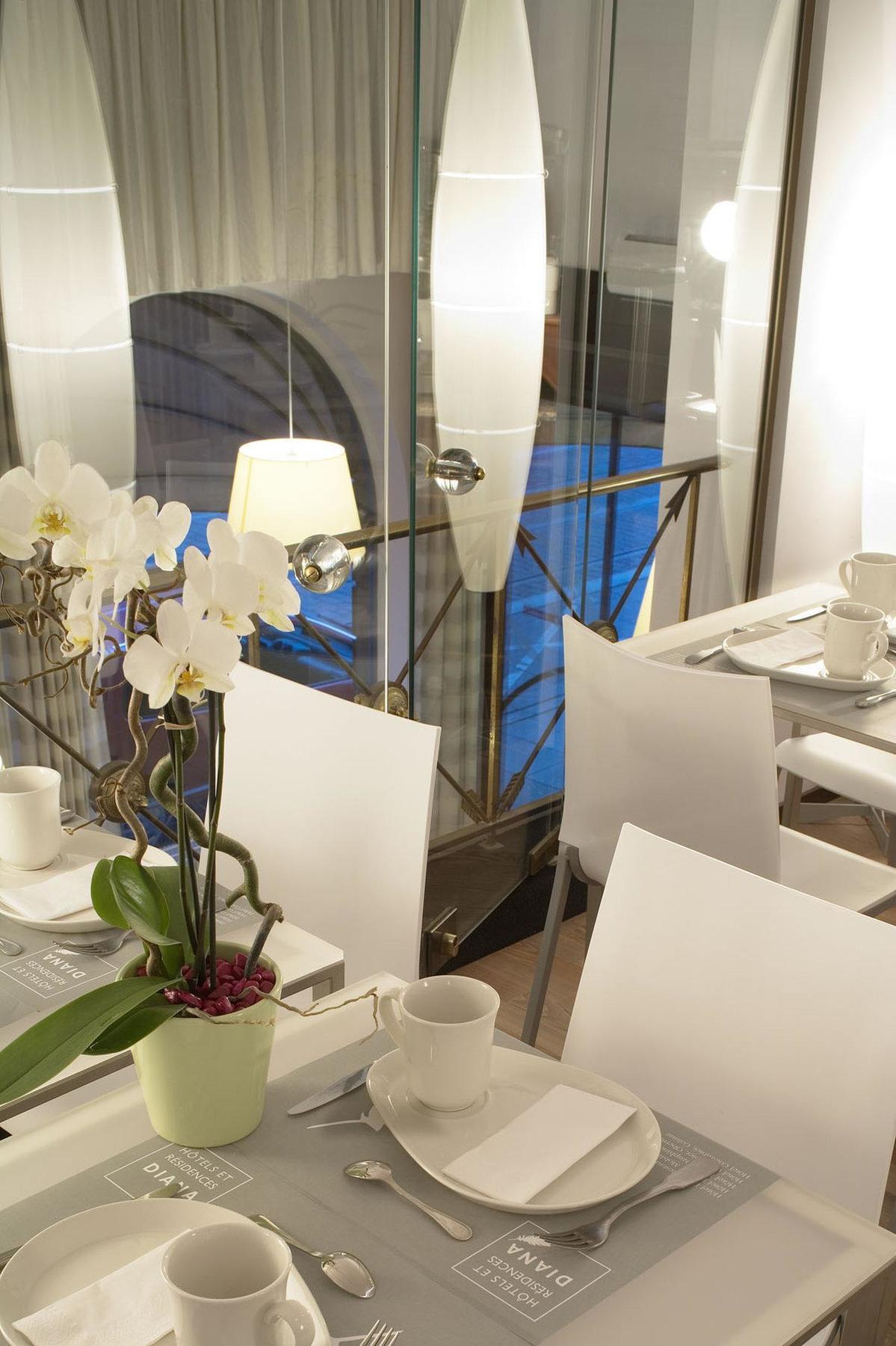 Hôtel Diana Dauphine - Room service disponible Strasburgo Esterno foto