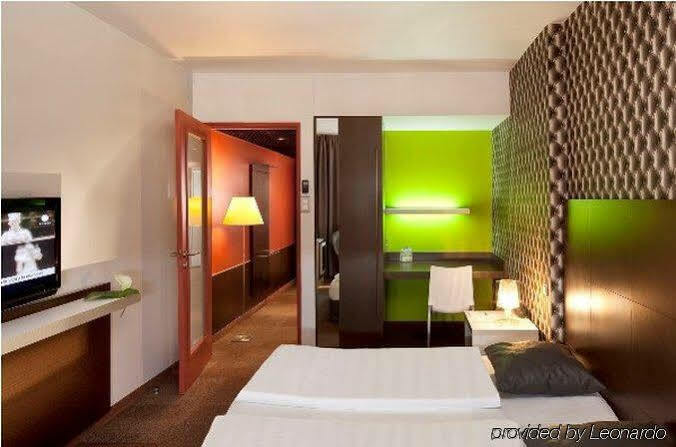 Hôtel Diana Dauphine - Room service disponible Strasburgo Esterno foto